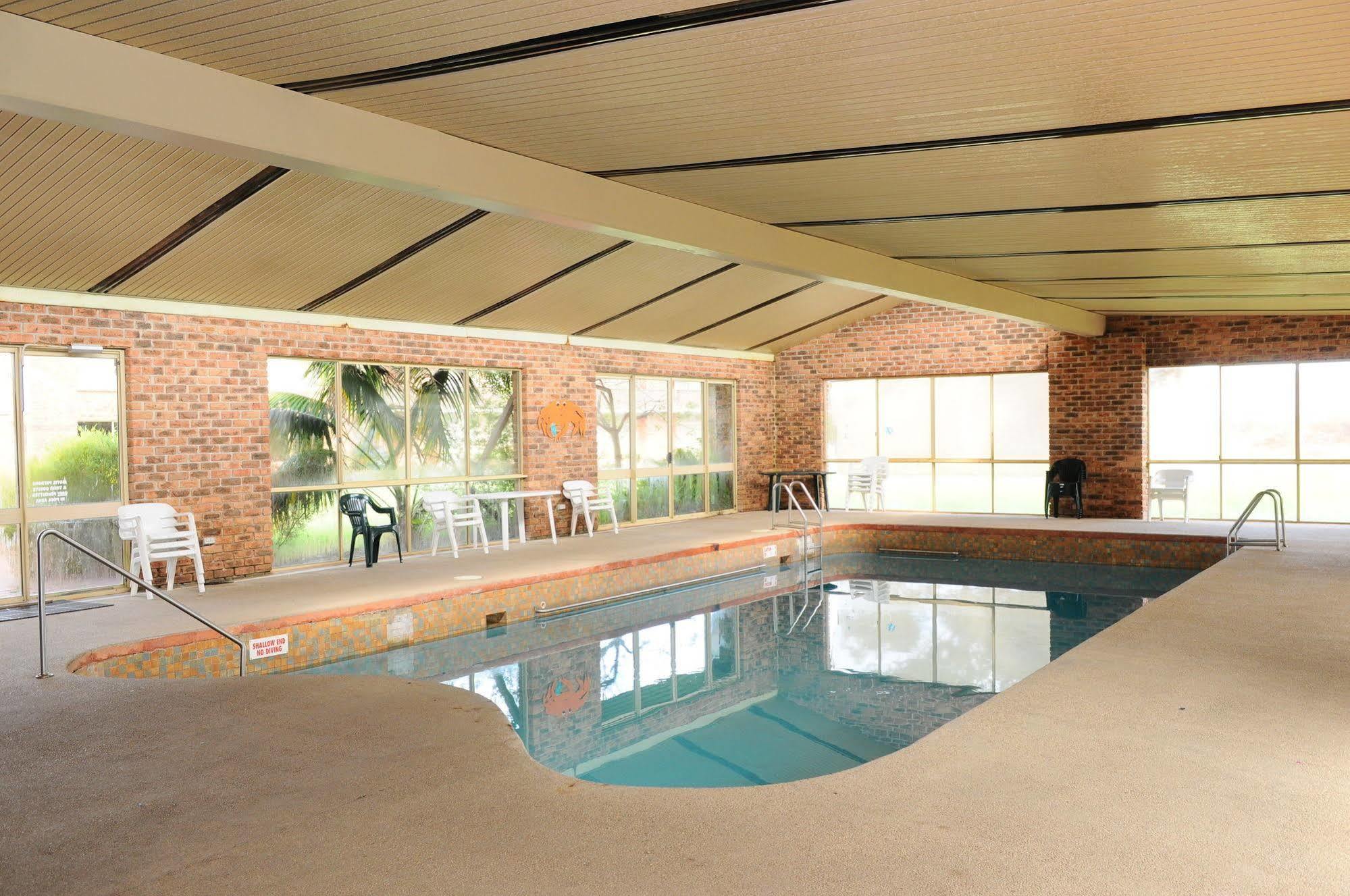 Peninsula Motor Inn Tyabb ภายนอก รูปภาพ